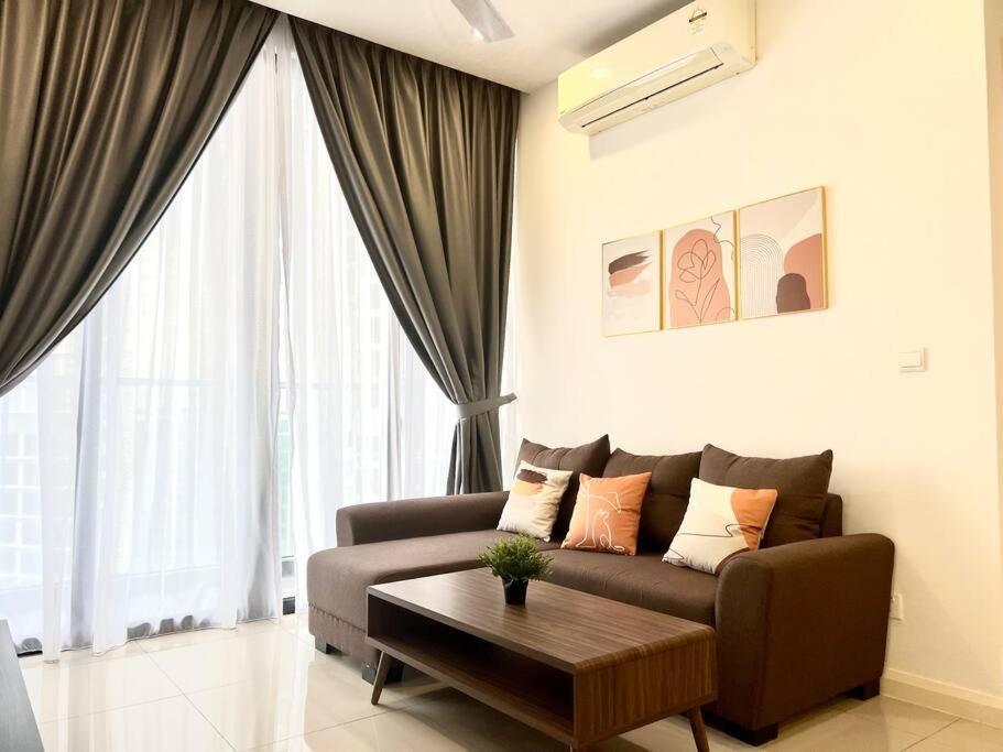 Walk To Legoland, D'Pristine Medini Apartment Nusajaya  Bagian luar foto