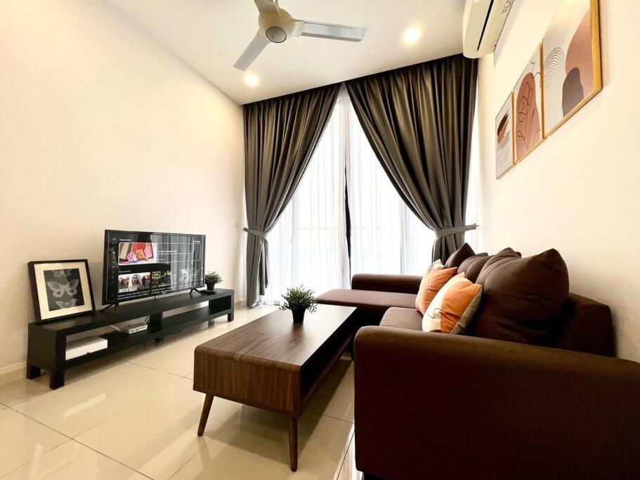 Walk To Legoland, D'Pristine Medini Apartment Nusajaya  Bagian luar foto