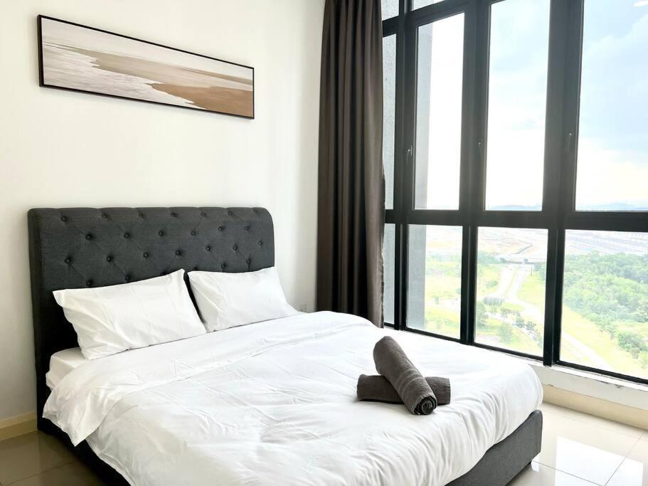 Walk To Legoland, D'Pristine Medini Apartment Nusajaya  Bagian luar foto